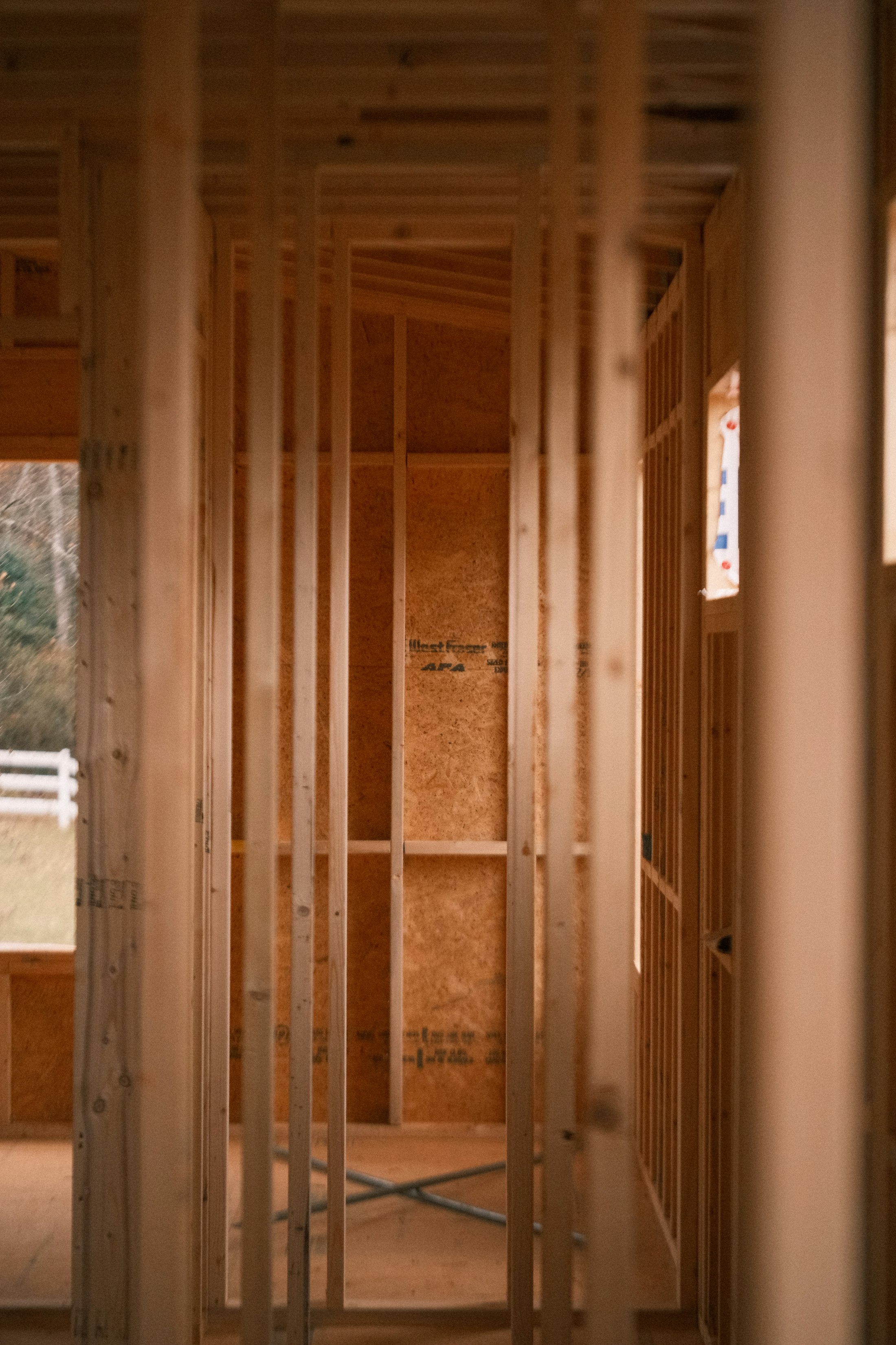 Innenausbau mit Holzrahmen und offener Konstruktion
